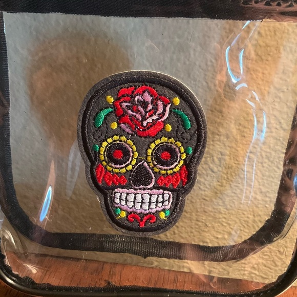 Sugar Skull Clear Crossbody Bag and Detachable Card Holder - Picture 6 of 6
